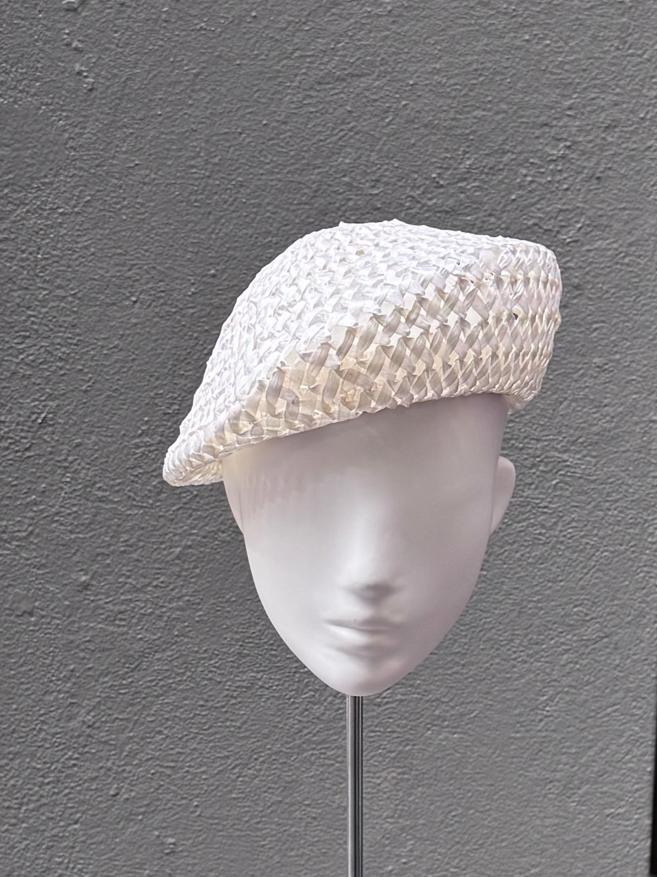 Lacey Ivory Beret