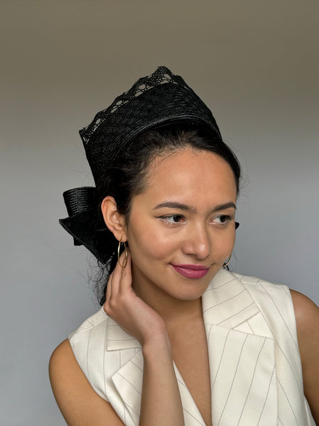 Designer hat Jet Pillbox by Louise Macdonald Milliner (Melbourne, Australia)