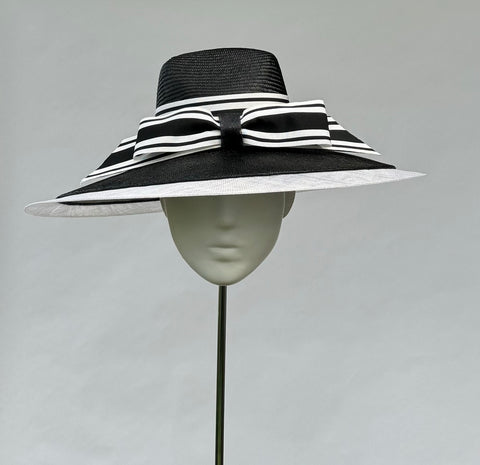 Designer hat Ready for the Derby by Louise Macdonald Milliner (Melbourne, Australia)