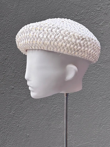 Lacey Ivory Beret