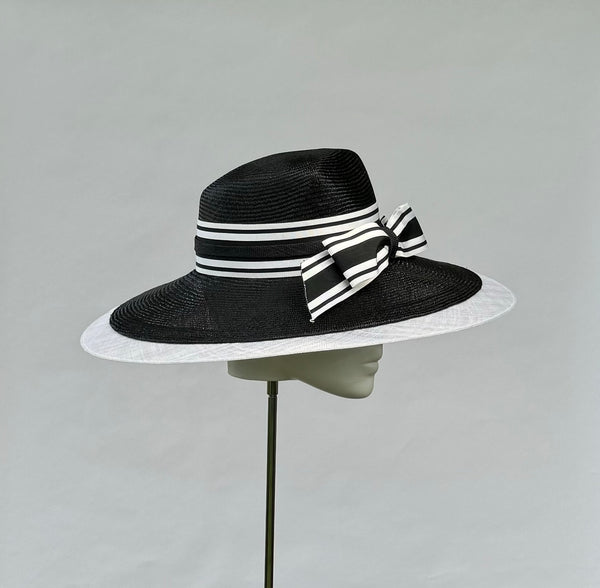 Designer hat Ready for the Derby by Louise Macdonald Milliner (Melbourne, Australia)