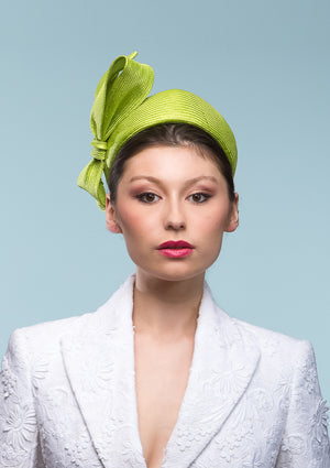 Designer hat Pucker Up Pillbox by Louise Macdonald Milliner (Melbourne, Australia)