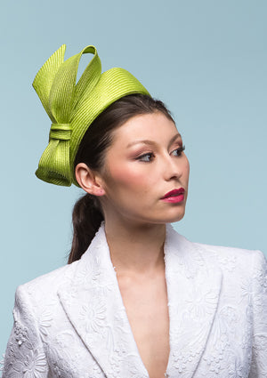 Designer hat Pucker Up Pillbox by Louise Macdonald Milliner (Melbourne, Australia)